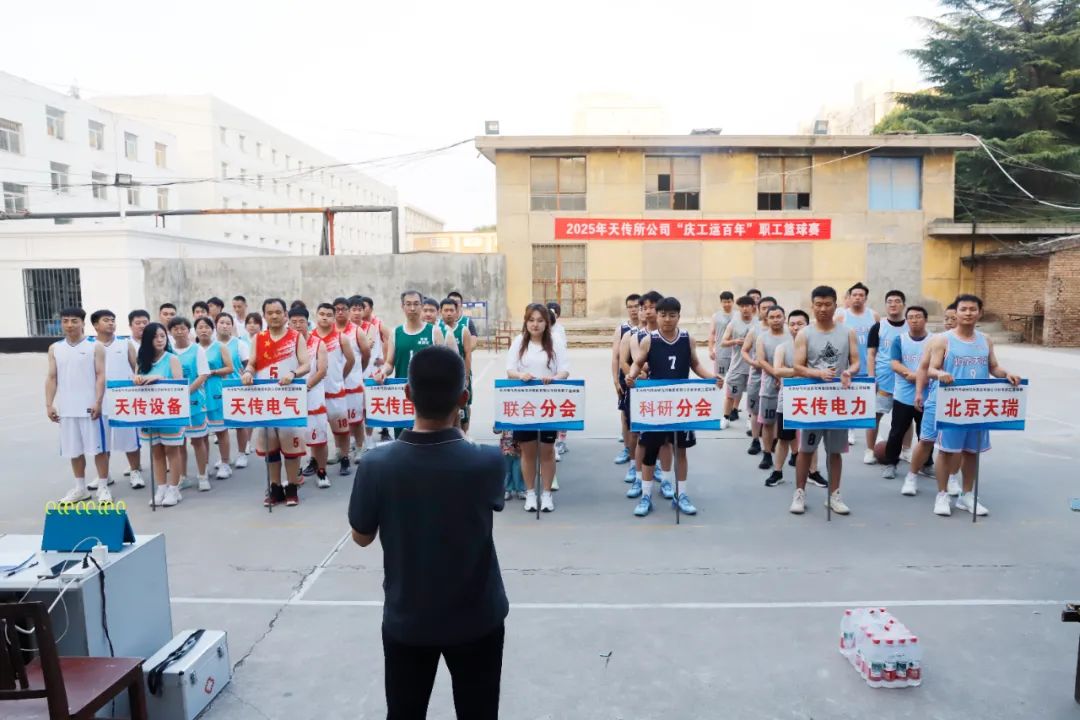 ff808081951986667820198128dee353af6 图片